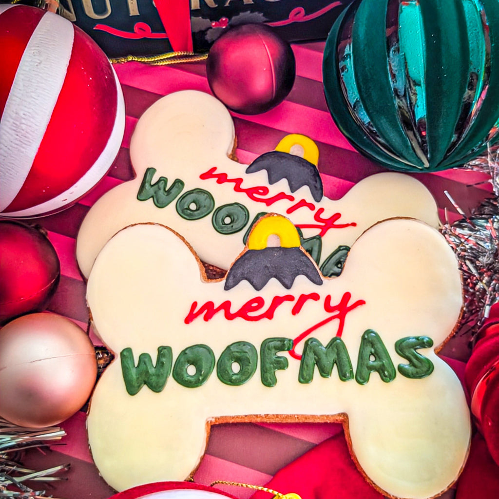 Merry Woofmas Large Bone