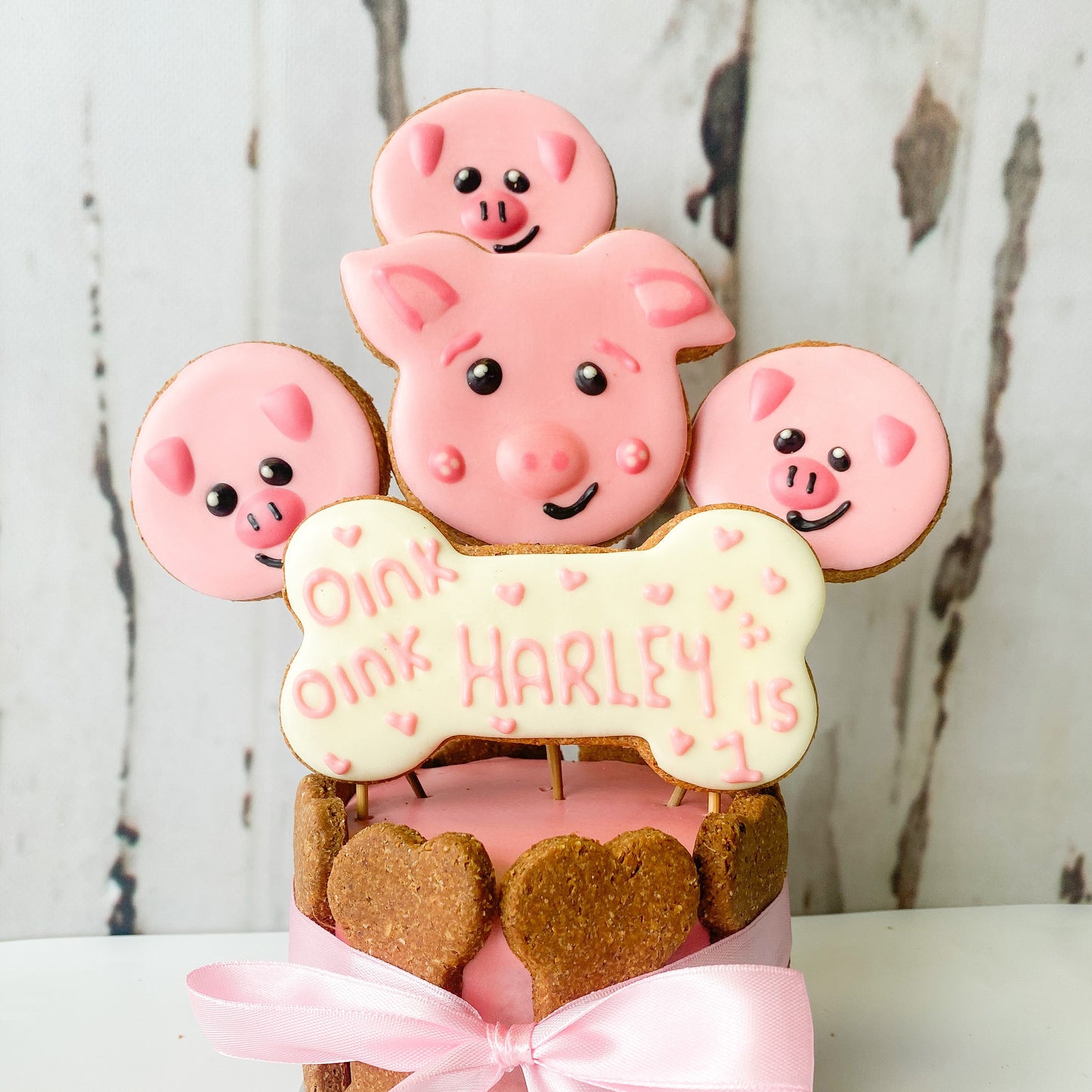 piggy cake Nelsons treats